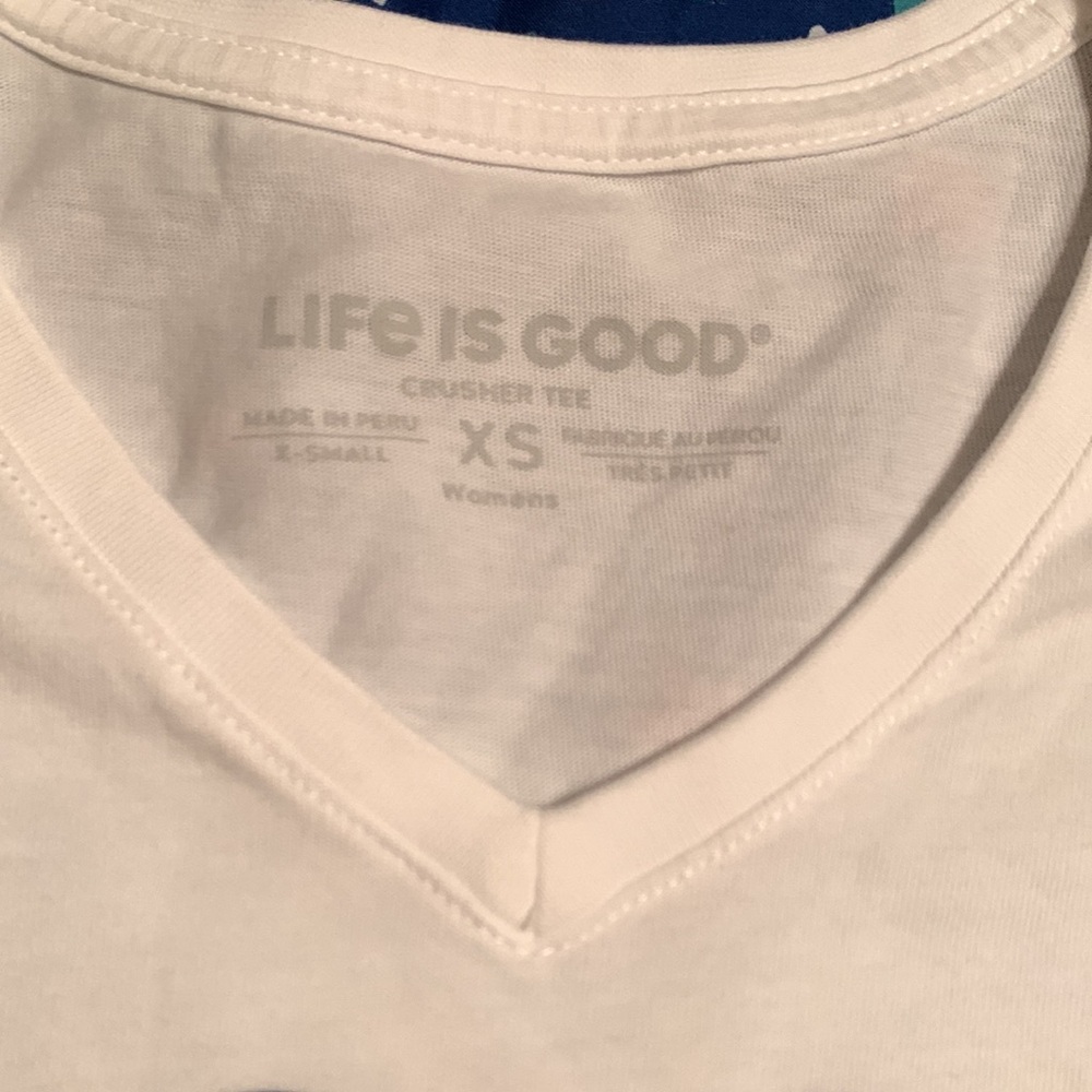 Life Is Good patriotic shirt - Picture 3 of 6